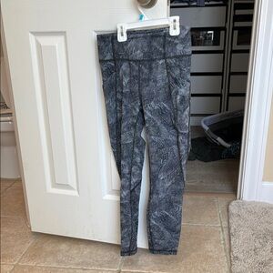 lululemon athletica Black and Gray Patterned Leggings